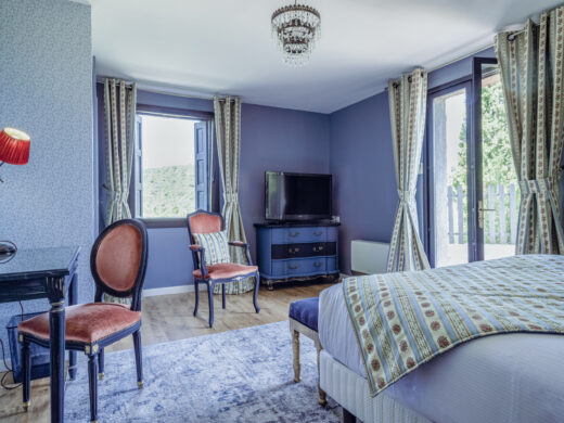 Relais_des_Chartreuses_Boulou_chambre-deluxe-terrasse-5