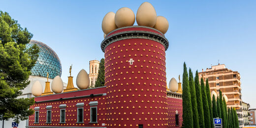 Sur les traces de Dalí : Votre itinéraire d&#8217;une journée entre Figueres et Cadaqués